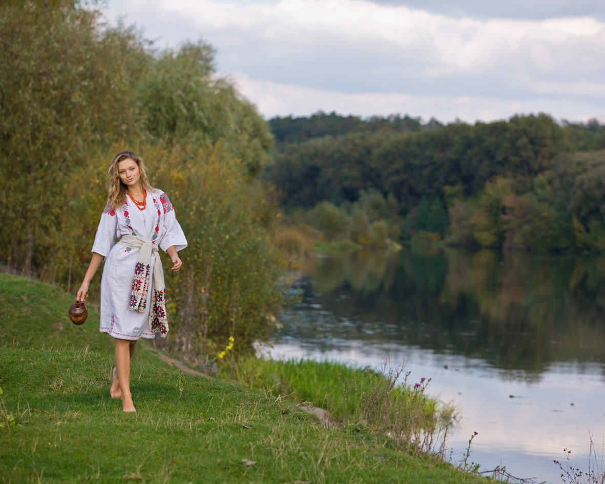 Nude girl Slavic women in Aleppo