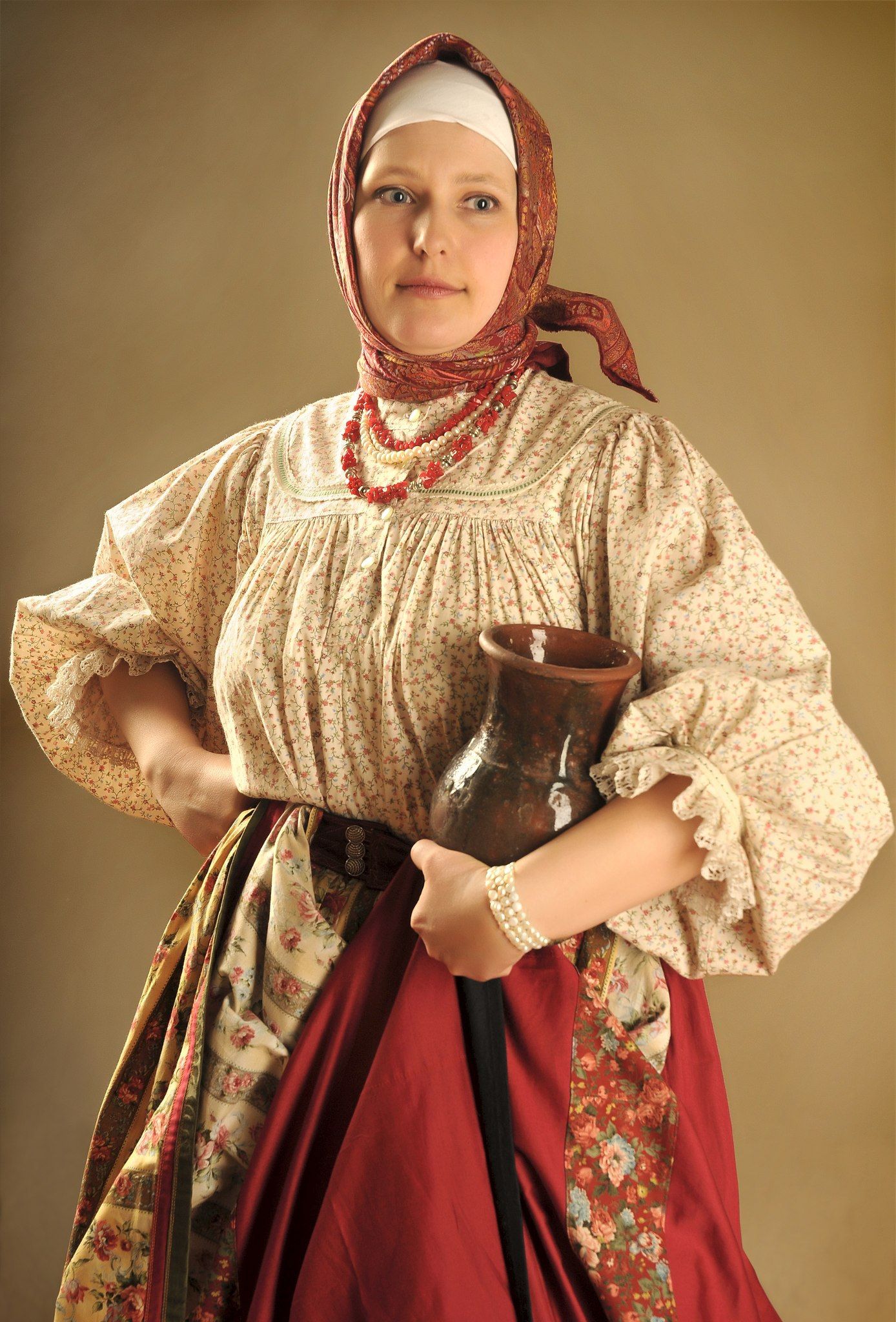 Girls in Slavic costumes in Aleppo