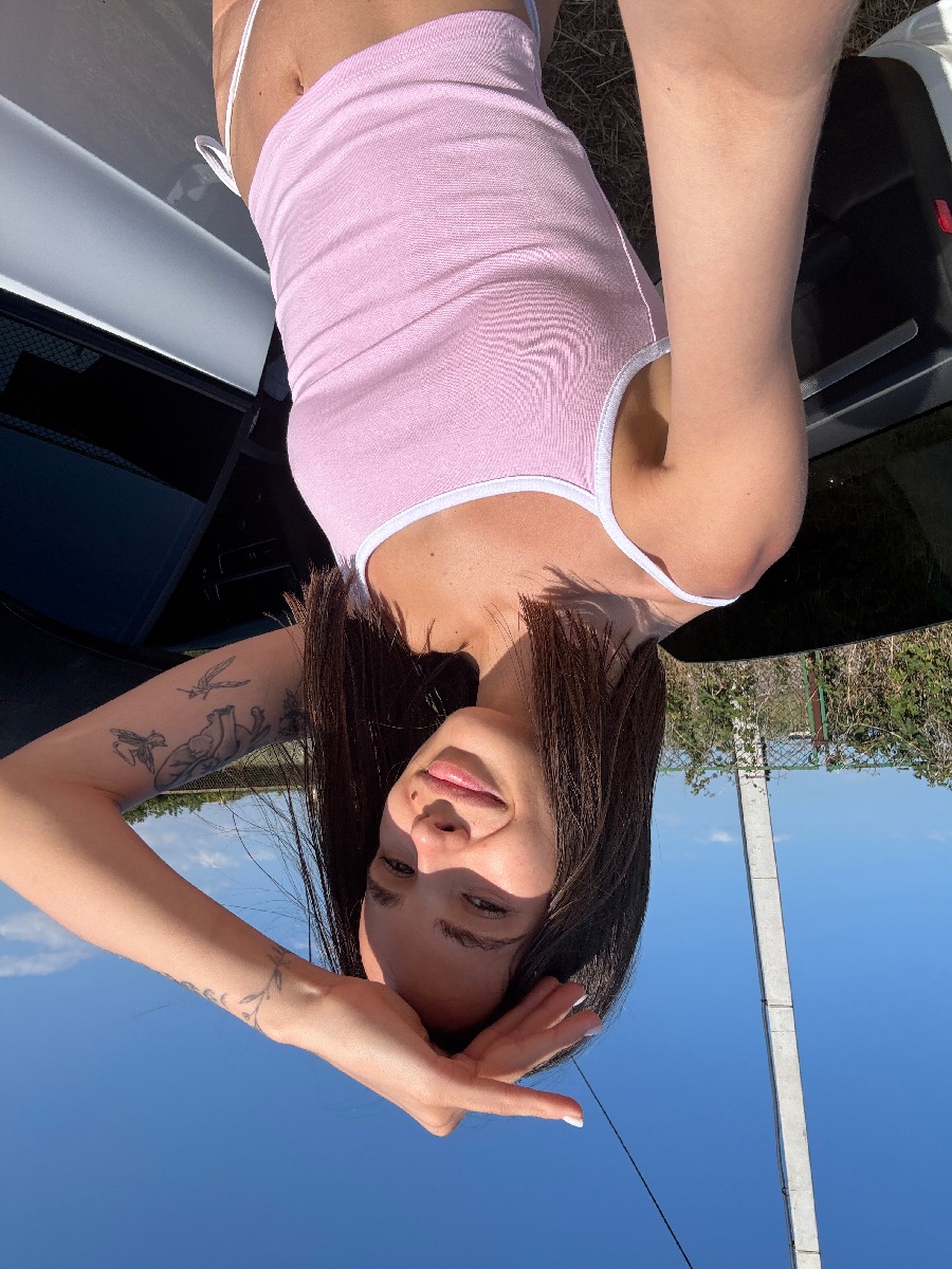 Sexy model Tina in Aleppo